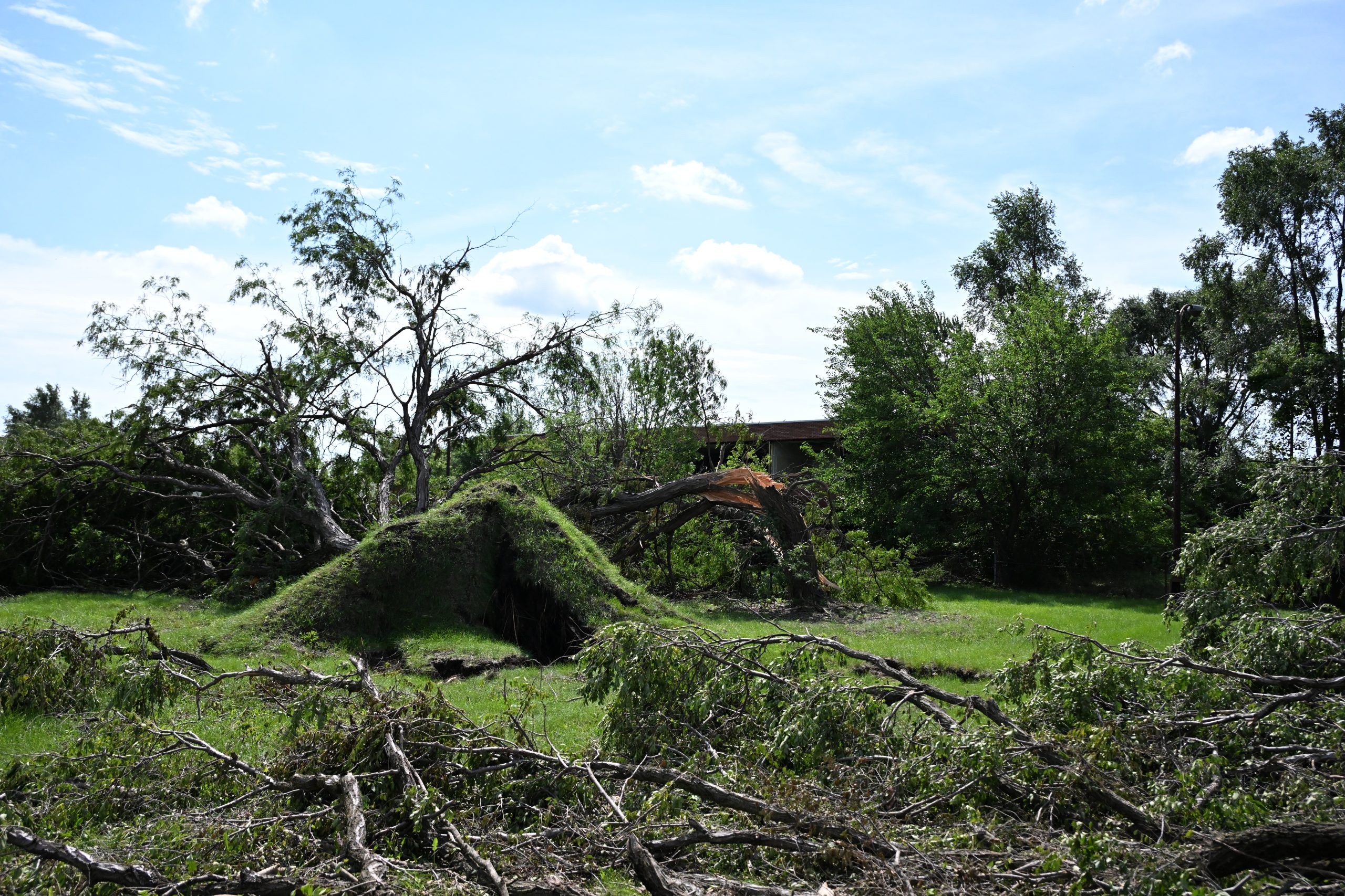 Photo: gary.capitalbnews.org Gary, Indiana Residents Endure Weeks Without Power After Devastating Storm